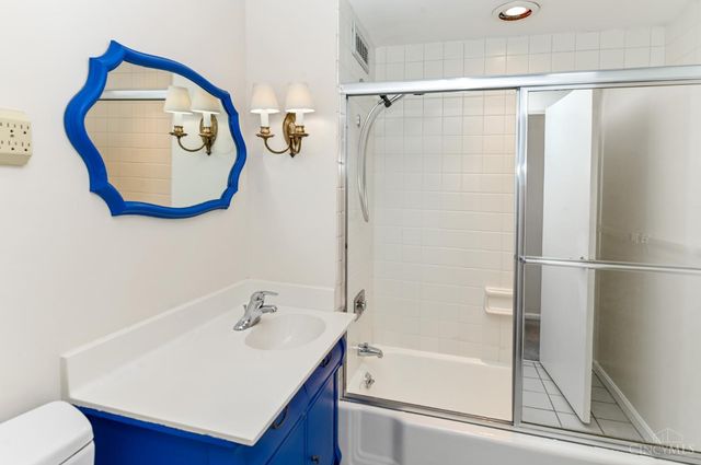 2401 Ingleside Avenue, Cincinnati, OH 45206