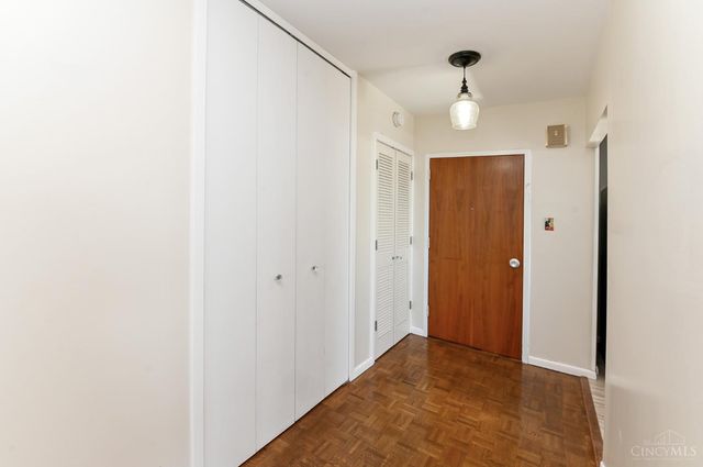 2401 Ingleside Avenue, Cincinnati, OH 45206