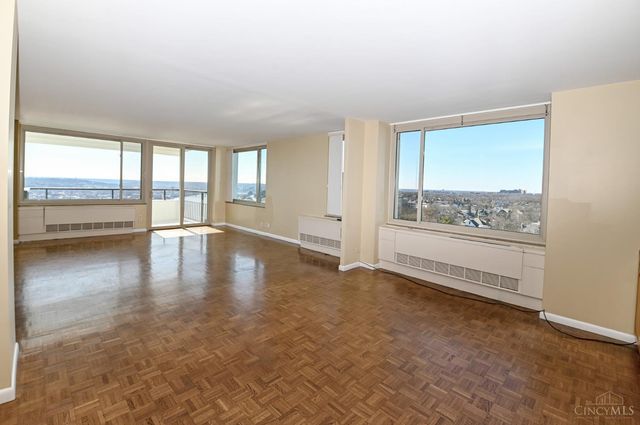 2401 Ingleside Avenue, Cincinnati, OH 45206