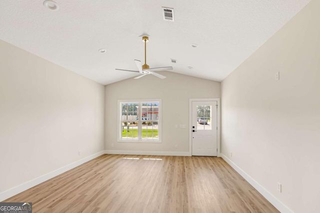 260 Central Street, Baxley, GA 31513