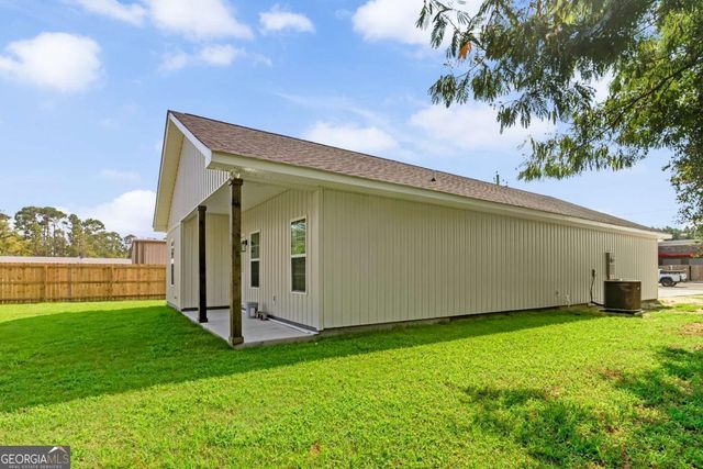 260 Central Street, Baxley, GA 31513