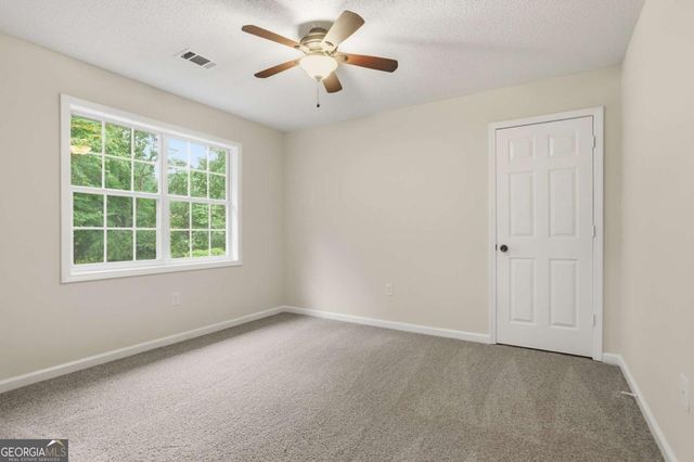 9675 Bark Chip Way, Douglasville, GA 30135
