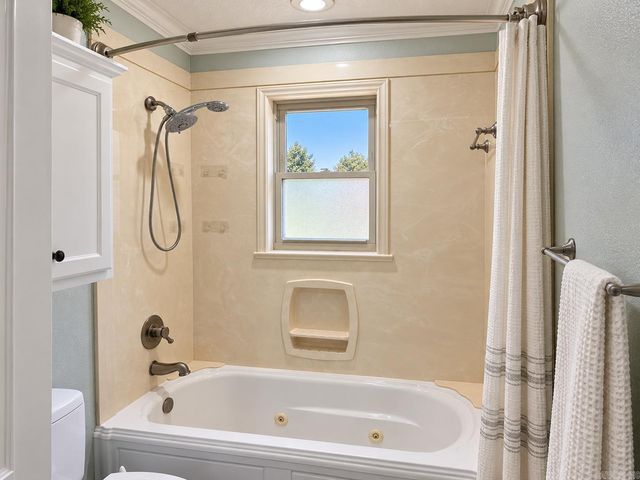 205 Lakeside Road, Hot Springs National Park, AR 71901
