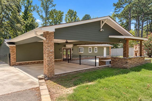 205 Lakeside Road, Hot Springs National Park, AR 71901