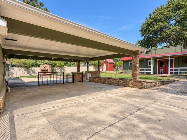 205 Lakeside Road, Hot Springs National Park, AR 71901