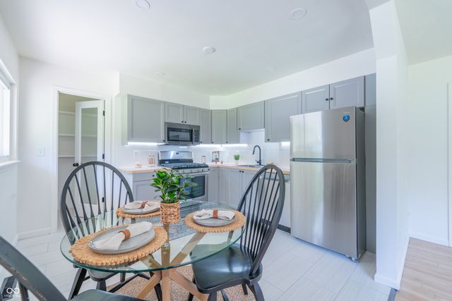 115 E Chester Drive, Ellettsville, IN 47429