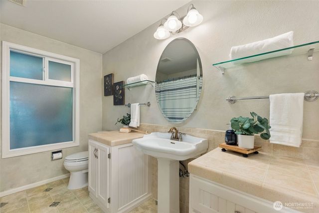3211 Wilderness Drive SE, Olympia, WA 98501