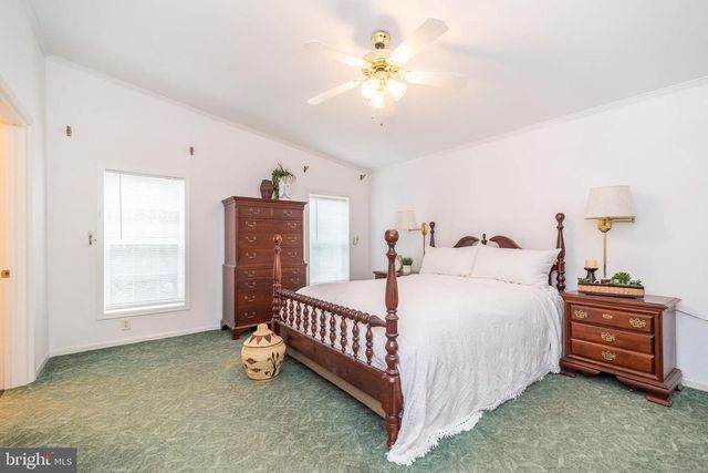 96 WILLOW LN, Sellersville, PA 18960