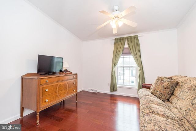 96 WILLOW LN, Sellersville, PA 18960