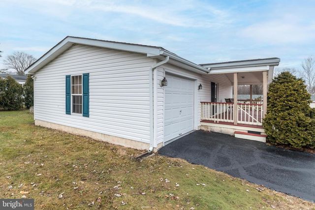 96 WILLOW LN, Sellersville, PA 18960