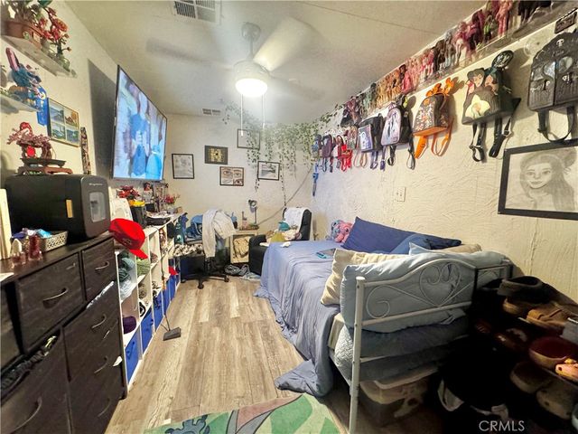 320 N Park Vista 161, Anaheim, CA 92806