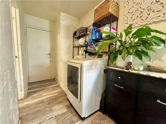 320 N Park Vista 161, Anaheim, CA 92806