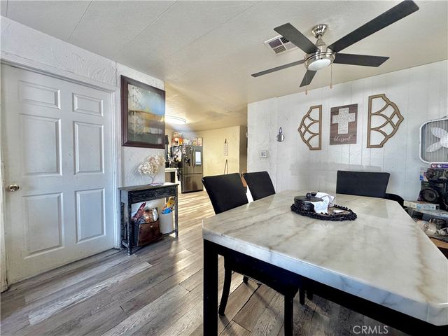 320 N Park Vista 161, Anaheim, CA 92806