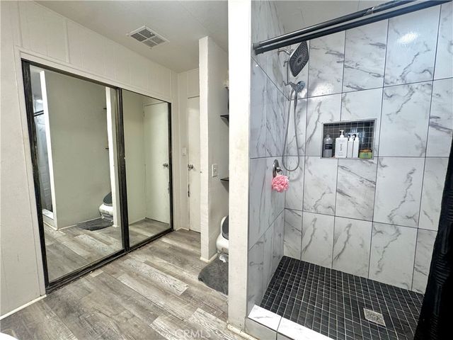 320 N Park Vista 161, Anaheim, CA 92806
