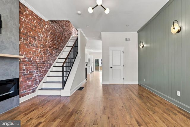2443 N 33RD ST, Philadelphia, PA 19132