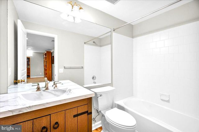 58 EASTWICK DR, Gibbsboro, NJ 08026