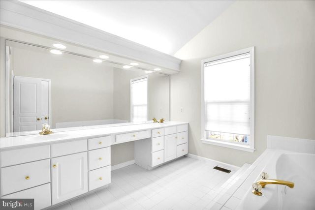 58 EASTWICK DR, Gibbsboro, NJ 08026