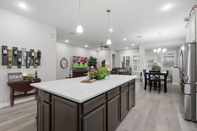 446 Westlake Landing, Conroe, TX 77304