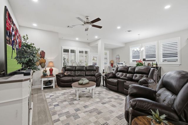 446 Westlake Landing, Conroe, TX 77304