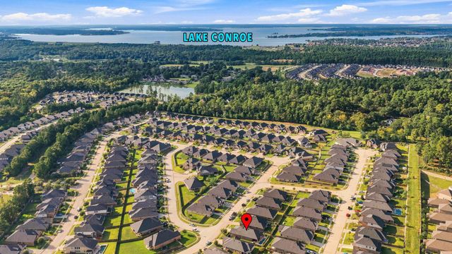 446 Westlake Landing, Conroe, TX 77304