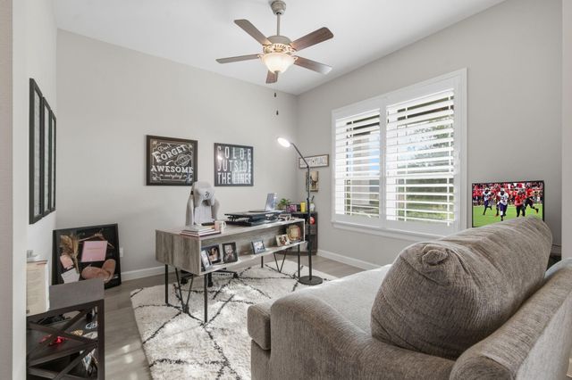 446 Westlake Landing, Conroe, TX 77304