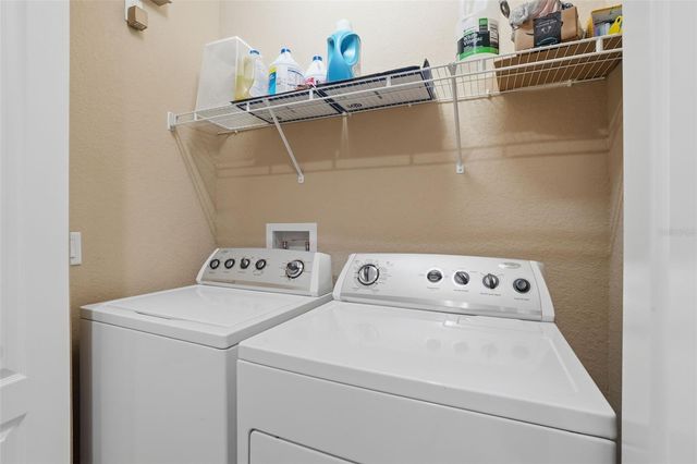 8076 PRESTBURY DRIVE, Orlando, FL 32832