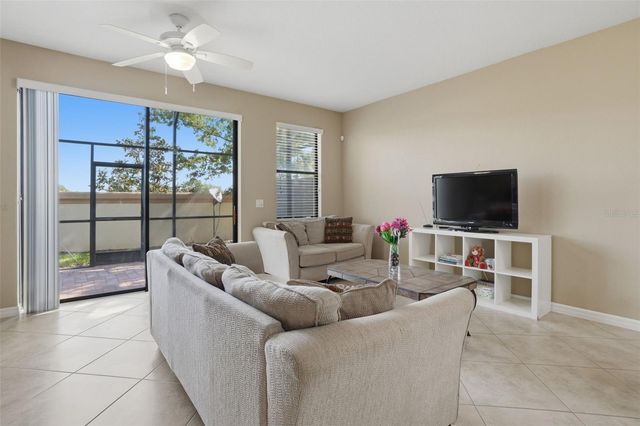 8076 PRESTBURY DRIVE, Orlando, FL 32832