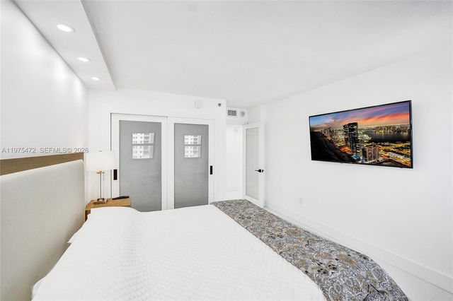 1201 S Ocean Drive 1001S, Hollywood, FL 33019