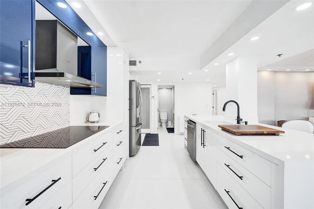 1201 S Ocean Drive 1001S, Hollywood, FL 33019