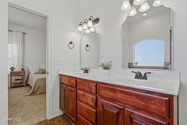 11552 CHARLES BOYLE Place, El Paso, TX 79934