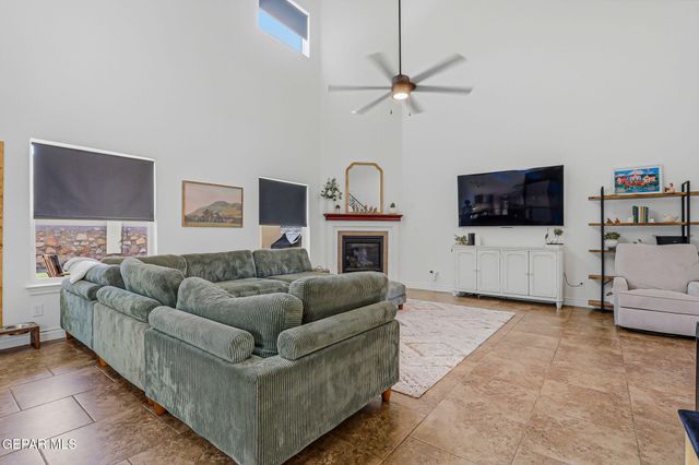 11552 CHARLES BOYLE Place, El Paso, TX 79934