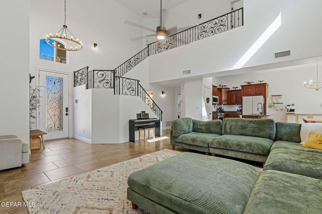 11552 CHARLES BOYLE Place, El Paso, TX 79934