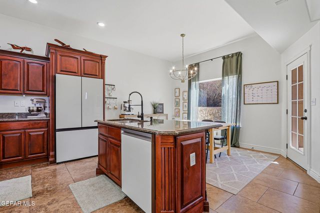 11552 CHARLES BOYLE Place, El Paso, TX 79934