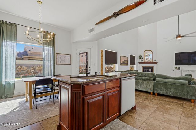 11552 CHARLES BOYLE Place, El Paso, TX 79934