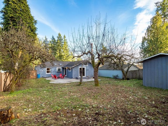 16519 25th Avenue NE, Shoreline, WA 98155