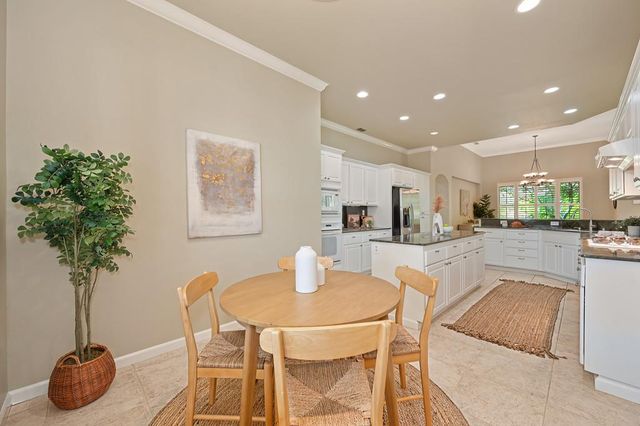 4174 Tahoe Vista Dr, Rocklin, CA 95765