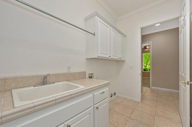 4174 Tahoe Vista Dr, Rocklin, CA 95765