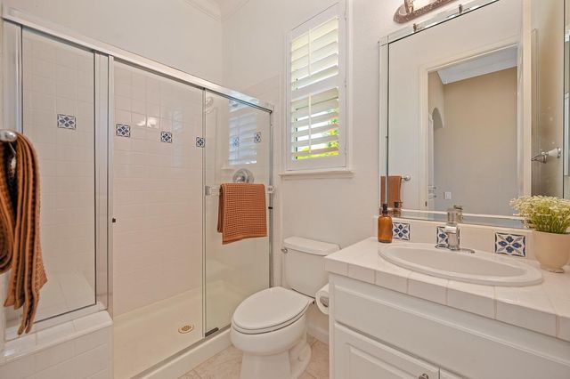 4174 Tahoe Vista Dr, Rocklin, CA 95765
