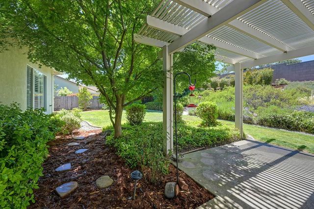 4174 Tahoe Vista Dr, Rocklin, CA 95765