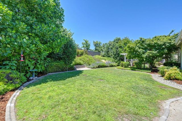 4174 Tahoe Vista Dr, Rocklin, CA 95765
