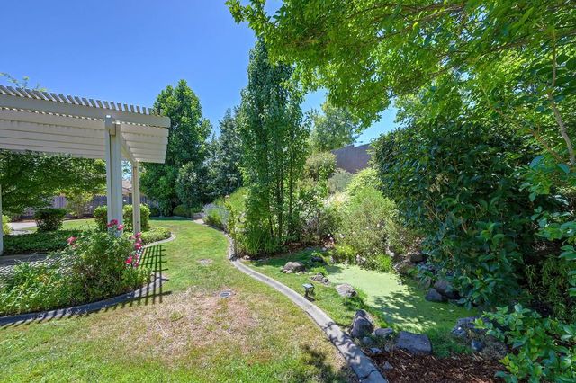 4174 Tahoe Vista Dr, Rocklin, CA 95765