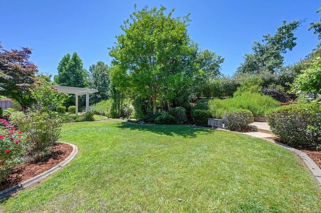 4174 Tahoe Vista Dr, Rocklin, CA 95765