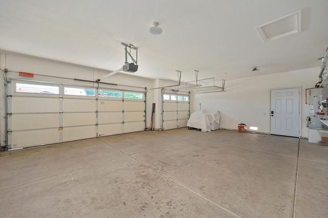 4174 Tahoe Vista Dr, Rocklin, CA 95765
