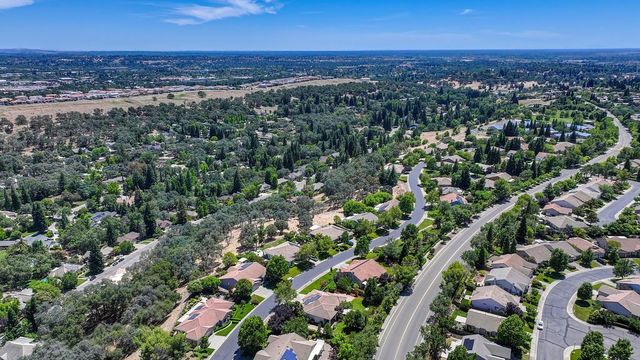 4174 Tahoe Vista Dr, Rocklin, CA 95765