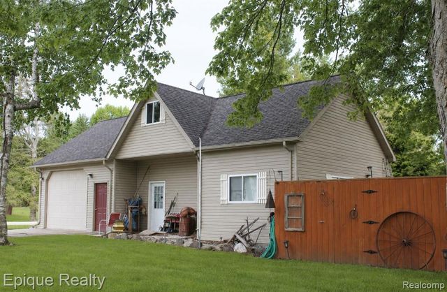 12 Mccoll Street, Yale, MI 48097