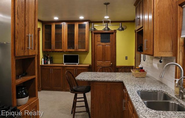 12 Mccoll Street, Yale, MI 48097