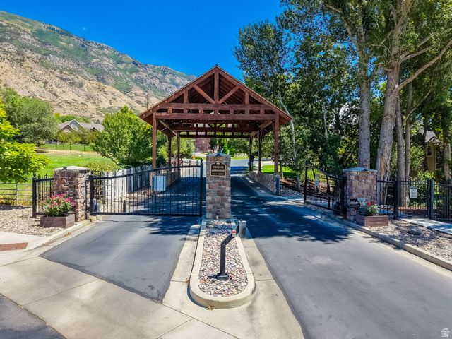 368 MILLCREEK RD, Pleasant Grove, UT 84062