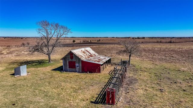 3403 Knape Road, La Grange, TX 78945