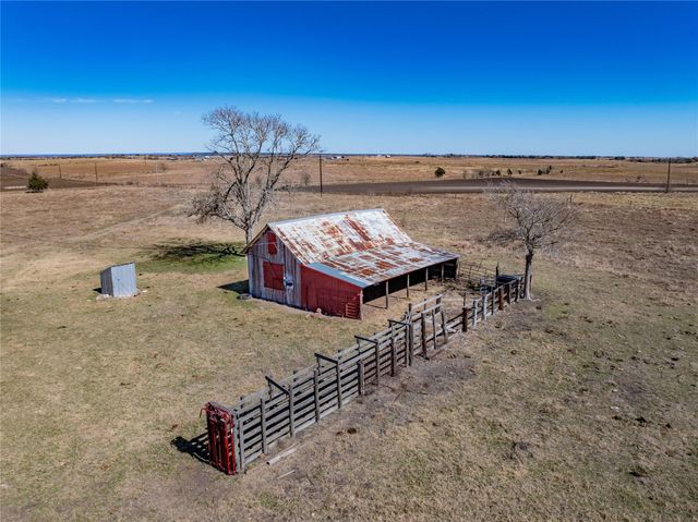 3403 Knape Road, La Grange, TX 78945
