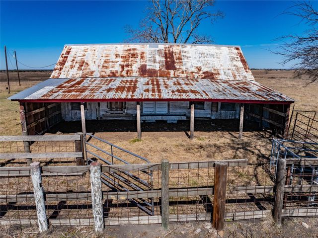 3403 Knape Road, La Grange, TX 78945